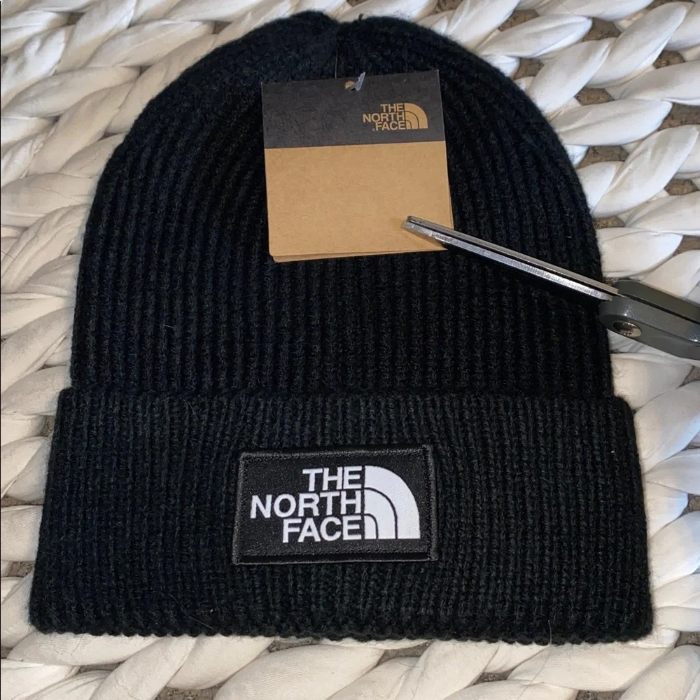 🆕 The North Face Black Beanie Hat NWT